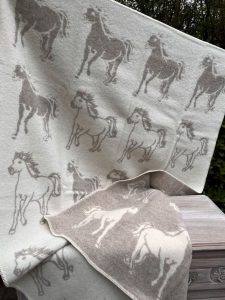 Belpo villahuopa Horse Beige
