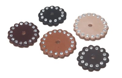 Concho Leather nahkaconcho kristallikivillä