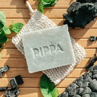 PIPPA Shampoobar Charcoal & Peppermint 180g